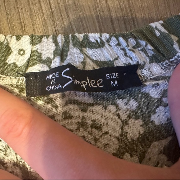 Simplee floral jumpsuit medium - Picture 2 of 3